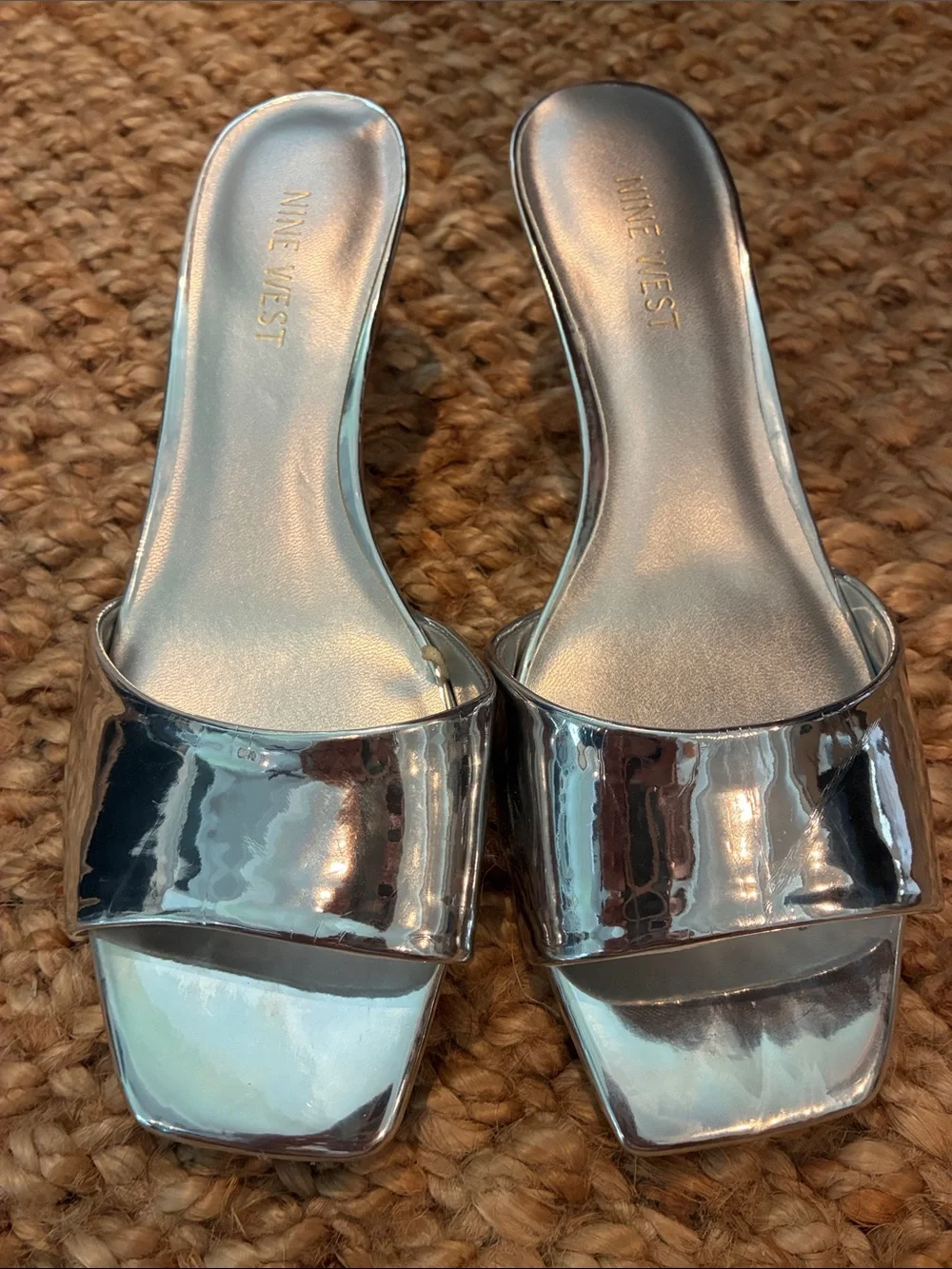 Nine West Silver Metallic Kitten Heel, Slide Sandals - 8M - Picture 4 of 6